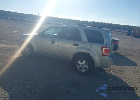 2011 Ford Escape Xlt from USA, damaged, VIN 1FMCU0DG7BKA31127